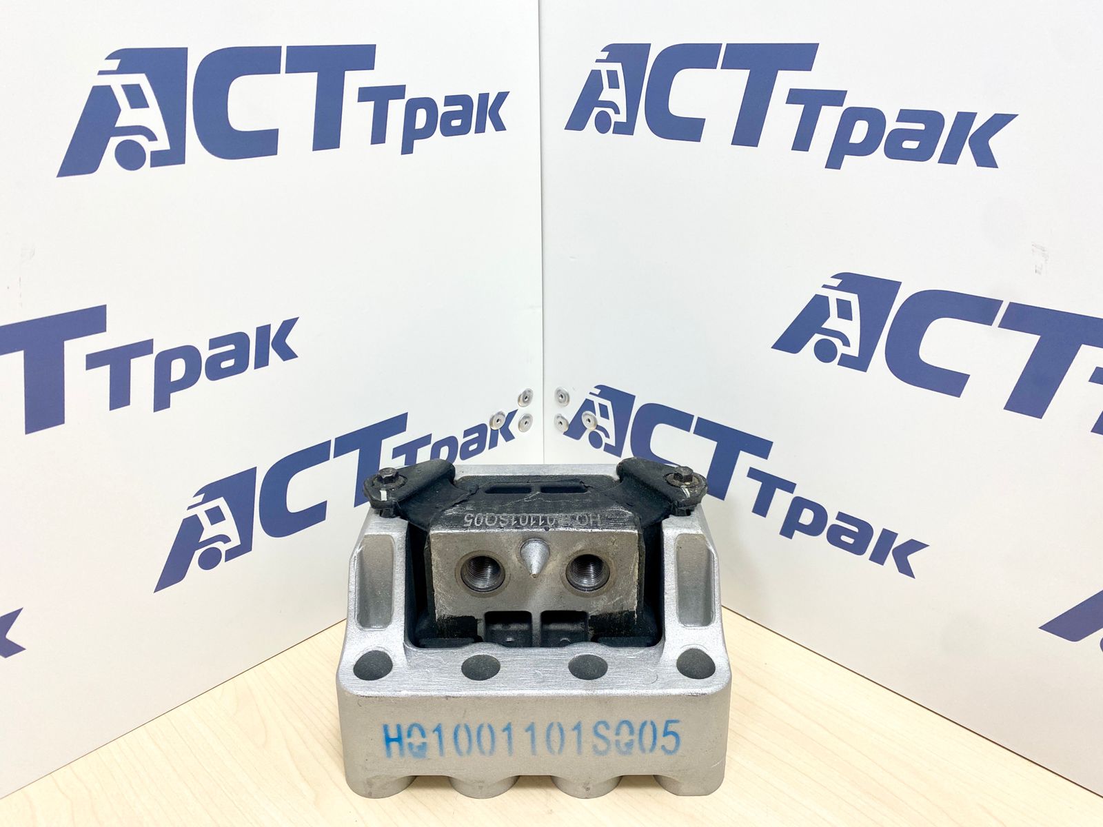 Подушка передней подвески ДВС SANY D495A (4х2)/D525A (6x4)