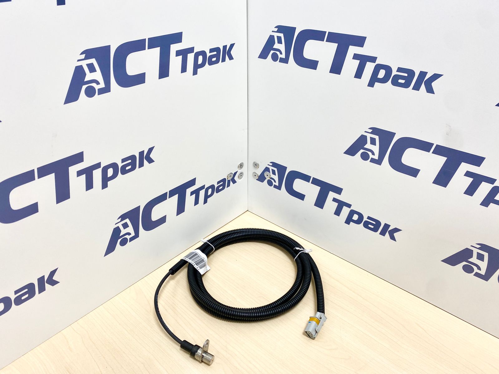Датчик ABS задний левый MCY13 Sitrak Оригинал CNHTC 810W27120-6182