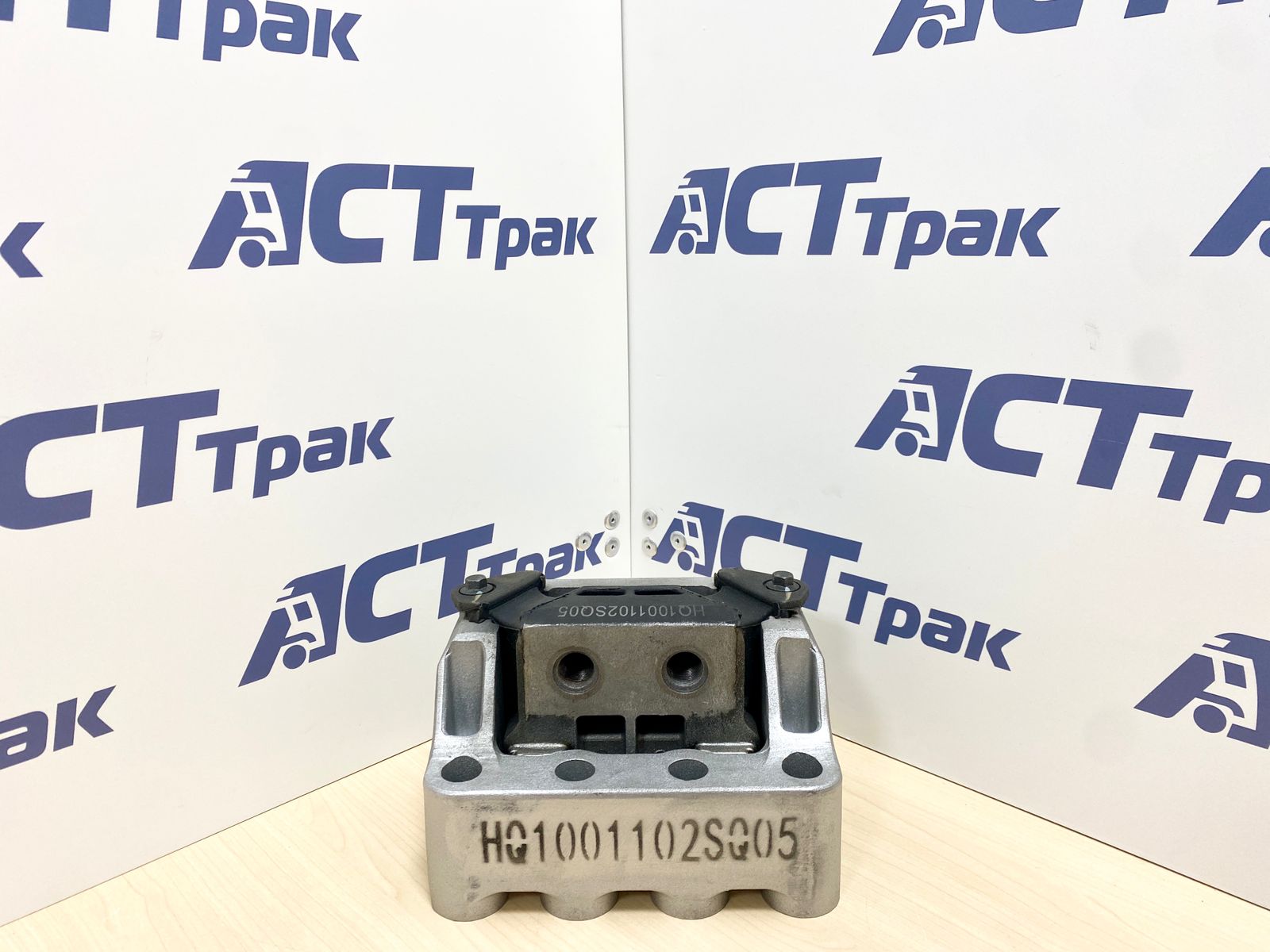 Подушка задней подвески ДВС SANY D495A (4х2)/D525A (6x4)